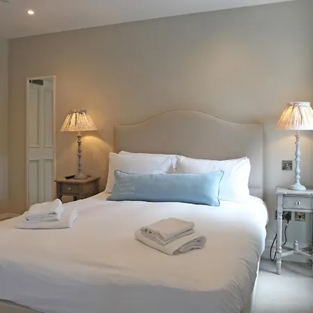 Old Post Office بيت ضيافة سلان