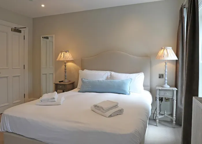 Old Post Office 招待所 斯拉尼